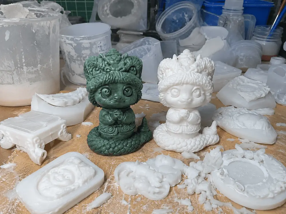how to make silicone molds for resin