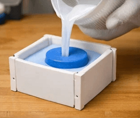 pour-the-silicone